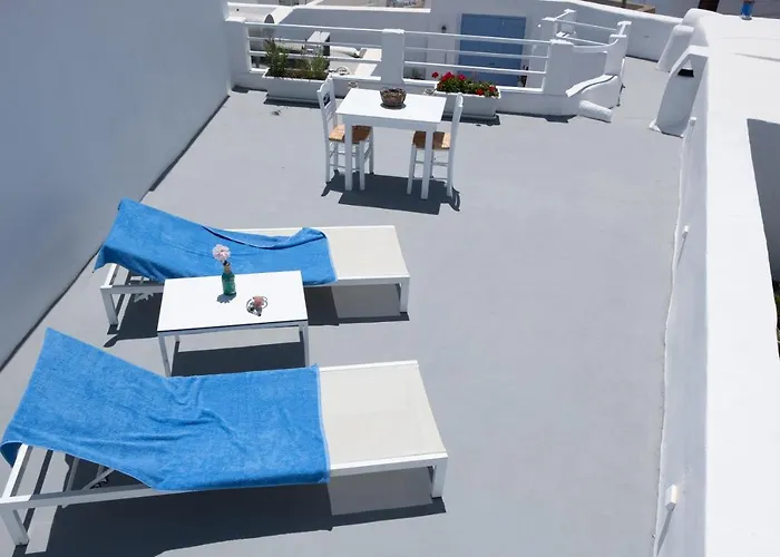 Labyrinth Traditional Villa *