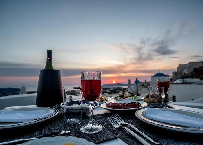 Villa Labyrinth Traditional *