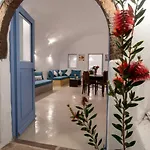 Labyrinth Traditional Villa Pyrgos Kallistis