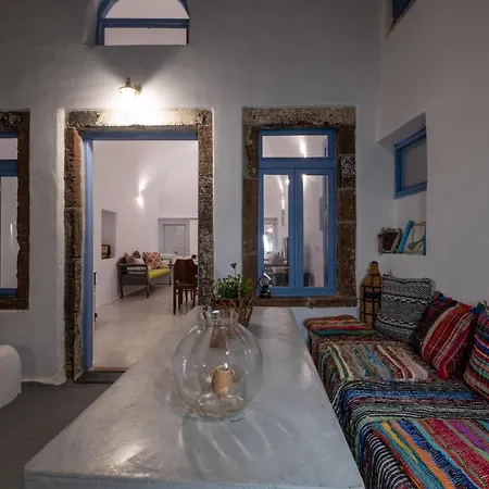 Villa Labyrinth Traditional Pýrgos