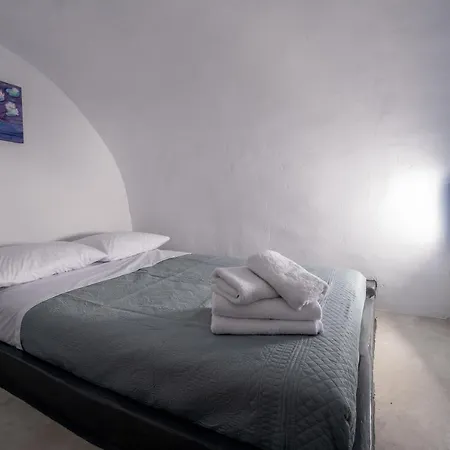 Labyrinth Traditional *