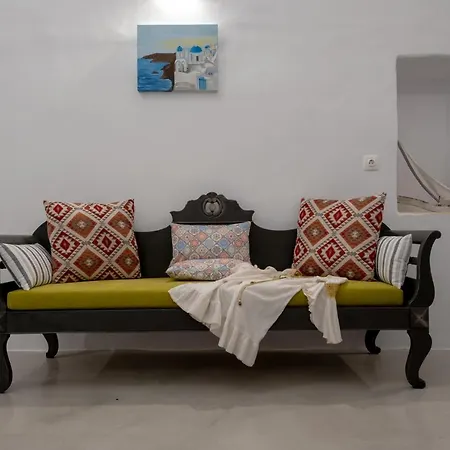 Villa Labyrinth Traditional Pýrgos