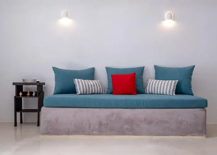 Labyrinth Traditional Villa