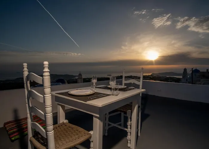 Labyrinth Traditional Villa Pýrgos