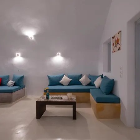 Villa Labyrinth Traditional Pýrgos