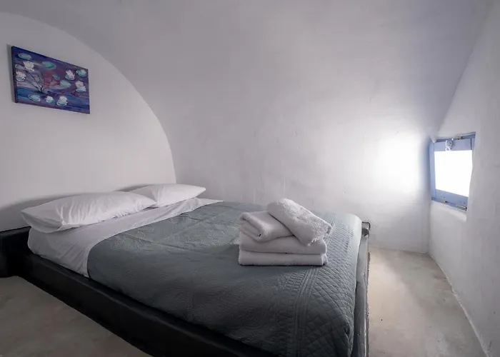 Labyrinth Traditional *