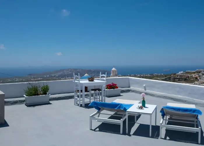 Labyrinth Traditional Pyrgos Kallistis