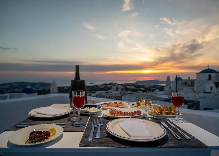 Labyrinth Traditional Villa *